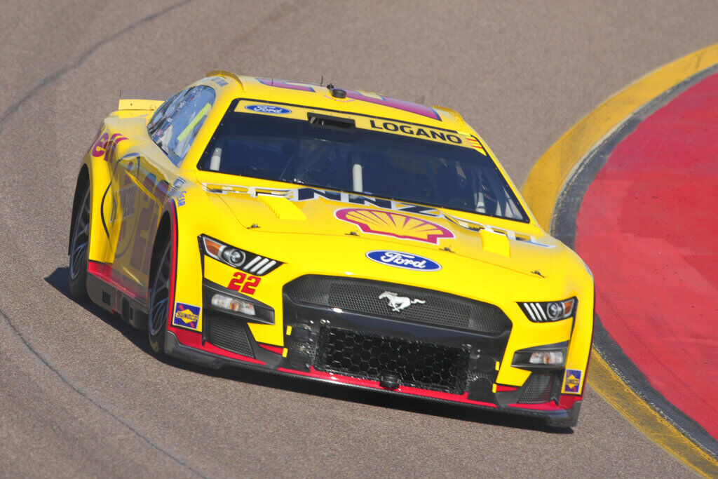 NASCAR Phoenix Auto Racing